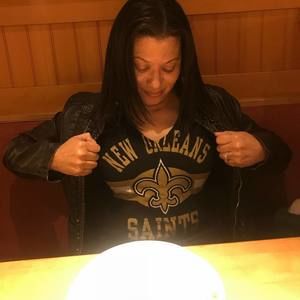 Meet your Posher, Angela